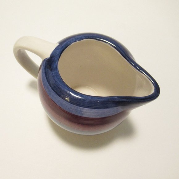 Striped Pitcher - Picture 10 of 14